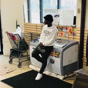 Meet your Posher, Damien